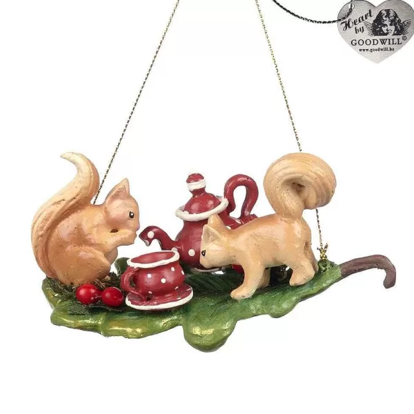 Belgium B 93162 Woodland Squirrel On Leaf 2 Assorted Ornaments^Goodwill Fashion