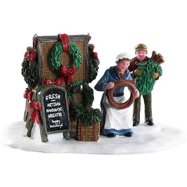 Handmade Wreaths 83362 - Caddington Village^Lemax Shop